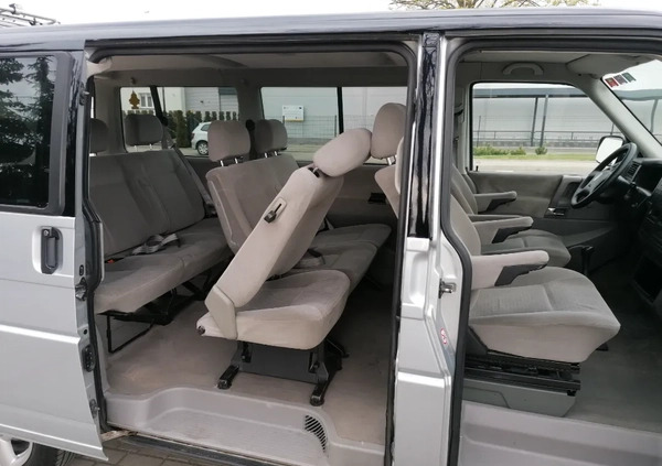 Volkswagen Caravelle cena 55000 przebieg: 404000, rok produkcji 2000 z Września małe 781